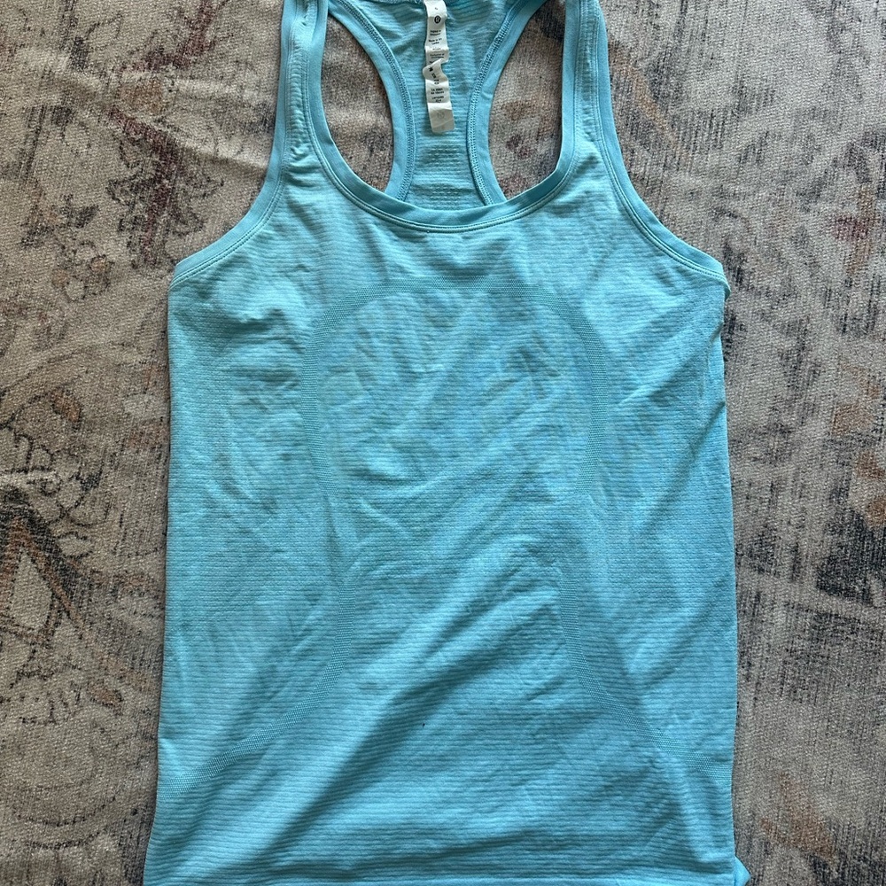 Lululemon swiftly racerback tank size 6